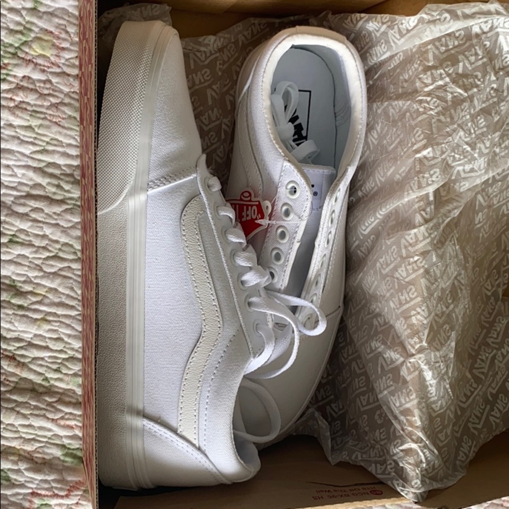 White old skool Vans